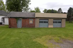 1739 N Water Ave, Hermitage, PA 16148 - Photo 14