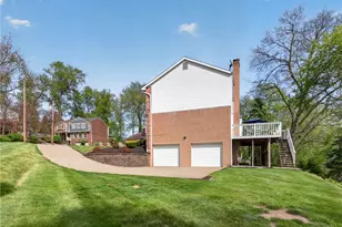 719 Marvle Valley Dr, Bethel Park, PA 15102 - Photo 42