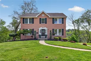 719 Marvle Valley Dr, Bethel Park, PA 15102 - Photo 1