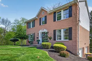 719 Marvle Valley Dr, Bethel Park, PA 15102 - Photo 4