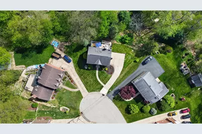 719 Marvle Valley Dr, Bethel Park, PA 15102 - Photo 46