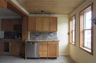 215 Hillview Ln, Saltlick Township, PA 15462 - Photo 6