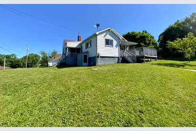 23 Circle Drive, Hanover Township, PA 15021 - Photo 2