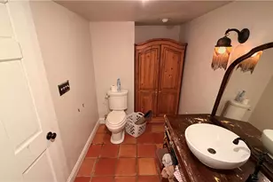 212 Seneca Dr, Arnold, PA 15068 - Photo 16