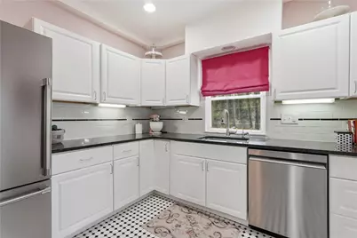 1439 Severn St, Pittsburgh, PA 15217 - Photo 14