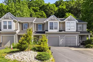 231 Commons Dr, Oakmont, PA 15139 - Photo 2