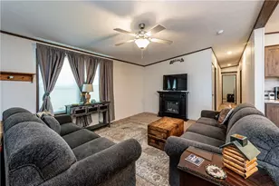 84 High Vw Dr, Donegal, PA 15628 - Photo 6