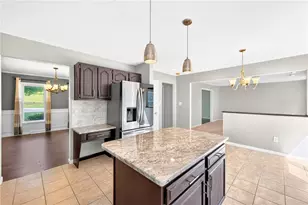 7020 Franklin Rd, Seven Fields Boro, PA 16046 - Photo 6