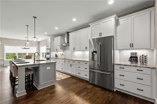 490 Harvest View Dr, Peters Township, PA 15367 - Photo 8