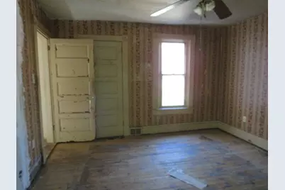 115 Chess St, Monongahela, PA 15063 - Photo 2