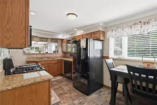 32 Sunset Dr, Kennedy Township, PA 15108 - Photo 10