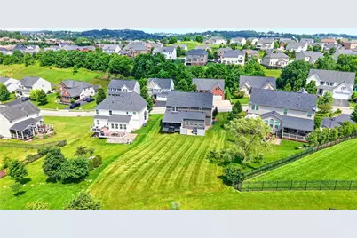 4045 Bentwood Drive, North Strabane, PA 15317 - Photo 4