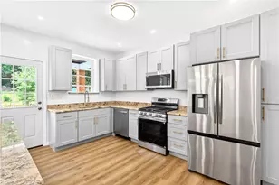 343 Johnston Ave, Pittsburgh, PA 15207 - Photo 12