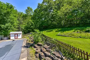 740 Broadway, Pine Township, PA 15090 - Photo 16