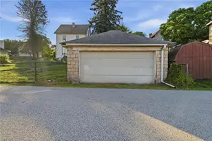109 1st St, Dravosburg, PA 15034 - Photo 34
