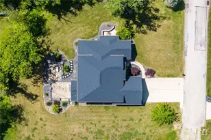 102 Eagle Ln, New Eagle, PA 15067 - Photo 42