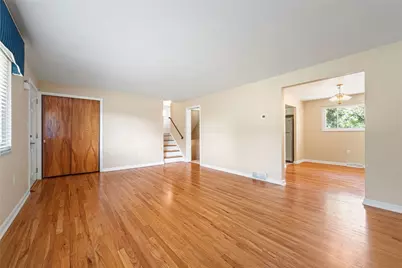 4826 Criss Road, Bethel Park, PA 15102 - Photo 6