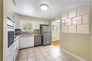 4826 Criss Rd, Bethel Park, PA 15102 - Photo 12