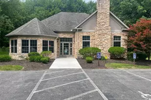 2416 Pebble Creek Ct Ct, Hermitage, PA 16148 - Photo 36