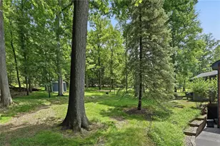 225 Woodcroft Rd, Economy, PA 15005 - Photo 34