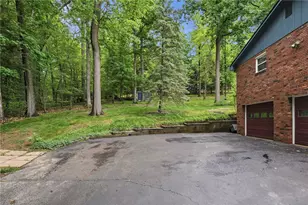 225 Woodcroft Rd, Economy, PA 15005 - Photo 42