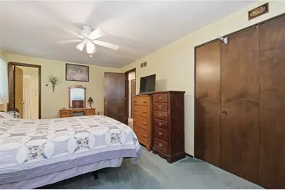 225 Woodcroft Rd, Economy, PA 15005 - Photo 20