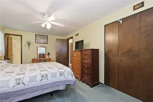 225 Woodcroft Rd, Economy, PA 15005 - Photo 20