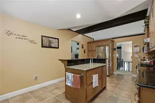 225 Woodcroft Rd, Economy, PA 15005 - Photo 8