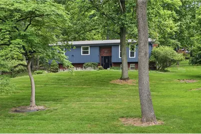 225 Woodcroft Rd, Economy, PA 15005 - Photo 1