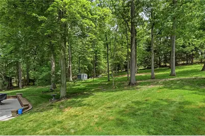 225 Woodcroft Rd, Economy, PA 15005 - Photo 32