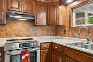 106 Daum's Ln, Penn Twp, PA 15085 - Photo 12