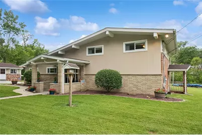 106 Daums Ln, Level Green, PA 15085 - Photo 2