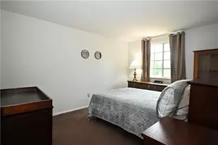 1264 Armstrong Dr, South Park, PA 15129 - Photo 18