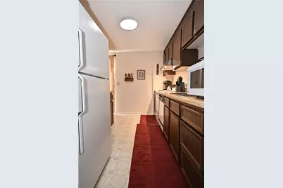 1264 Armstrong Dr, South Park, PA 15129 - Photo 12