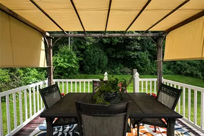 1264 Armstrong Dr, South Park, PA 15129 - Photo 20