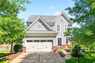 1072 Woodlawn Dr, North Strabane, PA 15317 - Photo 1