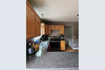 683 Fairview Rd, Washington Township, PA 16048 - Photo 10