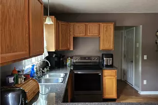 683 Fairview Rd, Washington Township, PA 16048 - Photo 10
