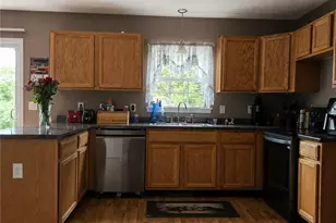 683 Fairview Rd, Washington Township, PA 16048 - Photo 4