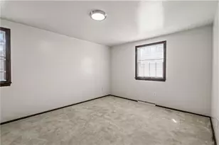 6111 Great Dane Dr, Bethel Park, PA 15102 - Photo 22