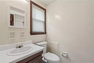 6111 Great Dane Dr, Bethel Park, PA 15102 - Photo 14