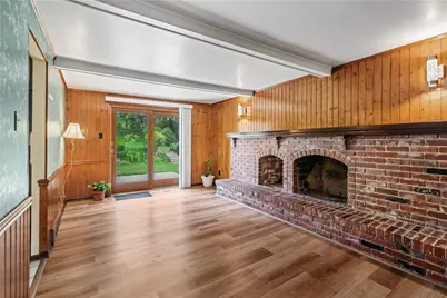 6111 Great Dane Dr, Bethel Park, PA 15102 - Photo 2