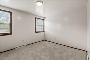 6111 Great Dane Dr, Bethel Park, PA 15102 - Photo 6