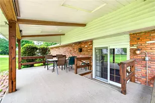 1 Bristol Dr, Greensburg, PA 15601 - Photo 20
