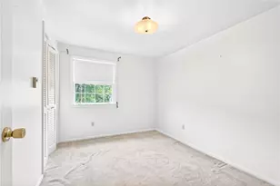 1 Bristol Dr, Greensburg, PA 15601 - Photo 40