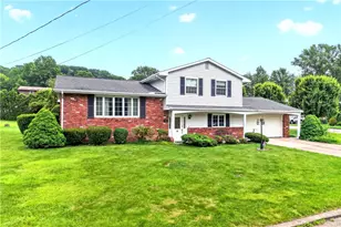 1 Bristol Dr, Greensburg, PA 15601 - Photo 2