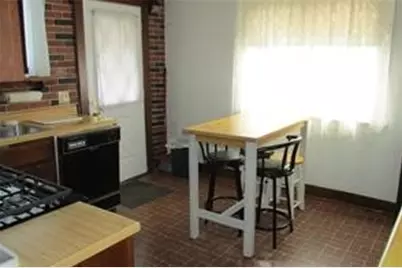 286 Ohio Ave, Clairton, PA 15025 - Photo 4