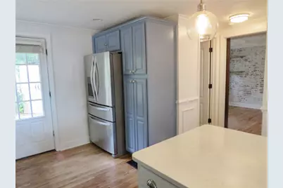 811 Parkside Ave, Pittsburgh, PA 15228 - Photo 10