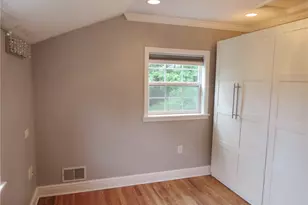 811 Parkside Ave, Pittsburgh, PA 15228 - Photo 16