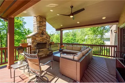 260 Chapel Dr, Elizabeth Twp/Boro, PA 15037 - Photo 8